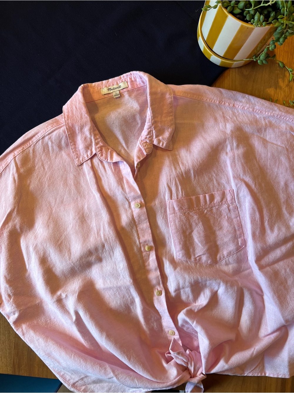 Madewell Women’s Light Pink Casual Button-Down Shirt with tie